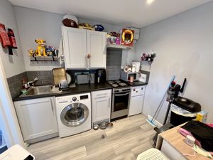 Annex Kitchen - click for photo gallery